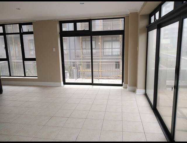 3 BEDROOM APARTMENT FOR SALE IN POINT WATERFRONT